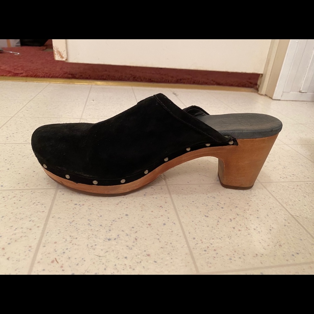 Ugg Clog